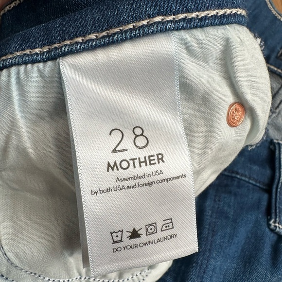 COPY - Mother Mid Rise Dazzler Ankle Fray - Picture 3 of 6